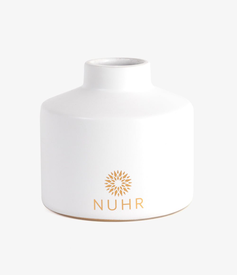 Diffuseur à rose et oud 200 ml / 400 ml dans un support en céramique noir ou blanc